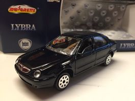 Lancia Lybra schwarz 1:43 Modellauto (Dunkelblau)