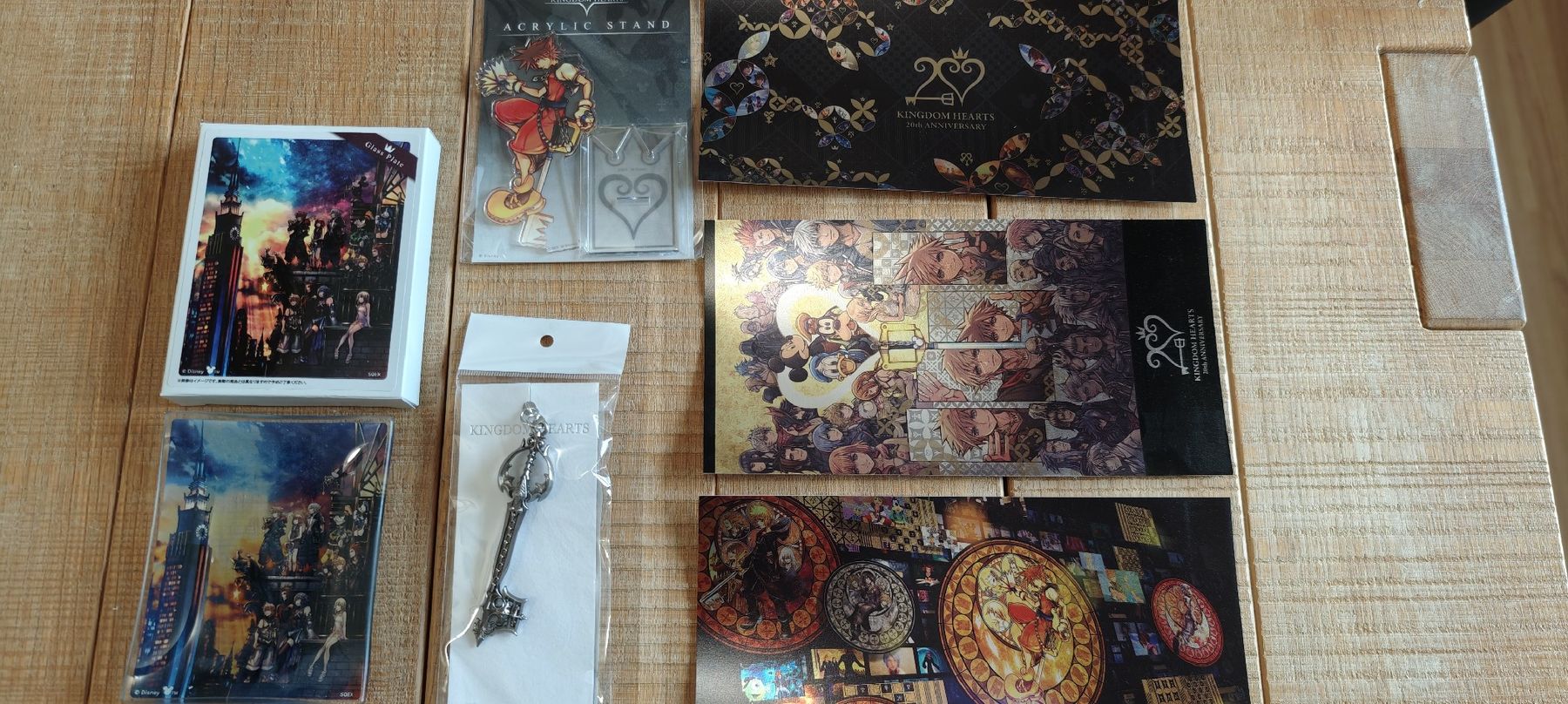 Giochi: Kingdom Hearts Merchandise Set – Nuovo (secondo la descrizione) da Romanshorn venduto da Gaming-Anime_StoreCH