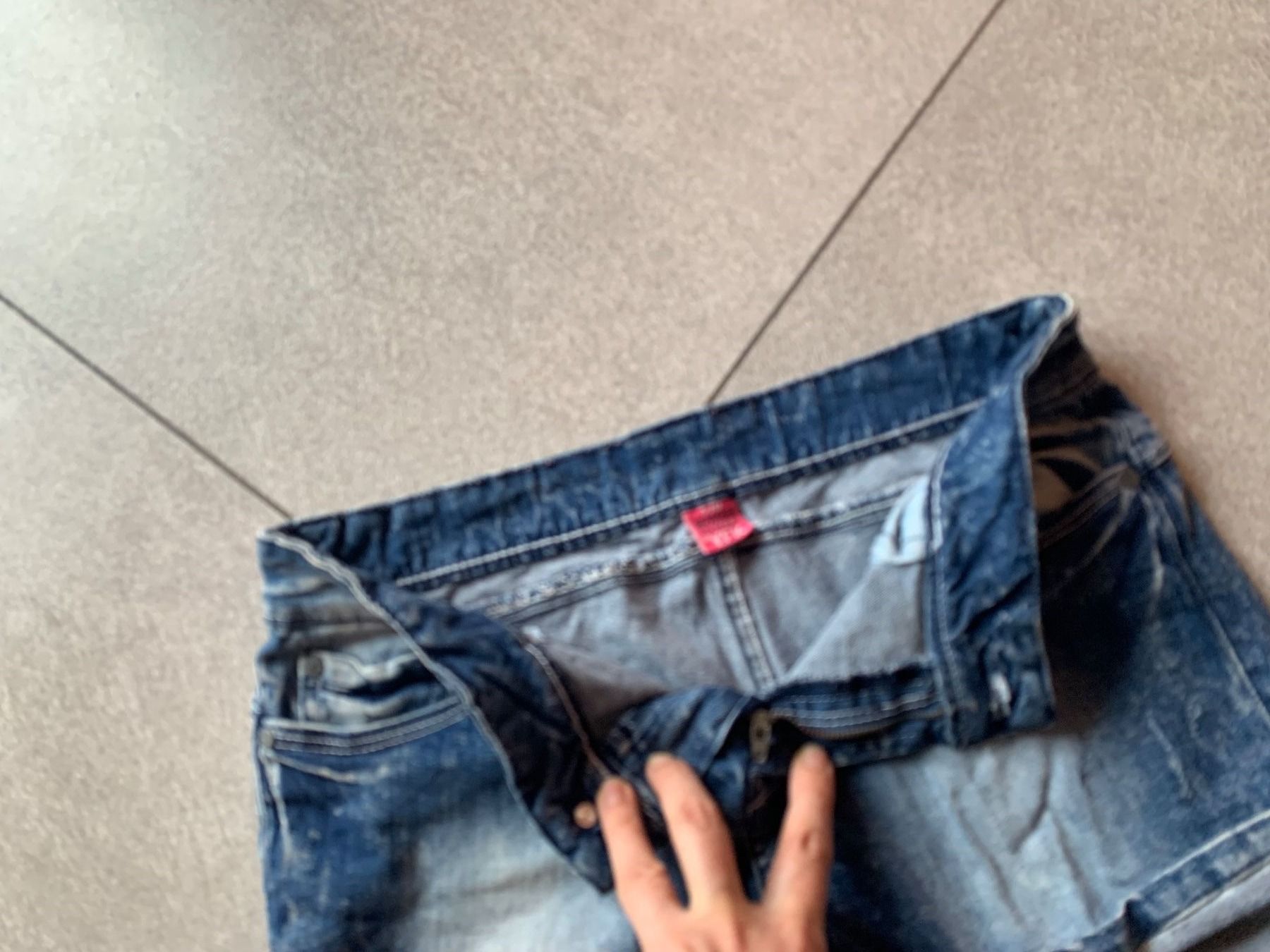Jeans: Short Jeans  Gr. 170 / 14 - 15 ans – Gebraucht aus Arbedo von nadia1973 1