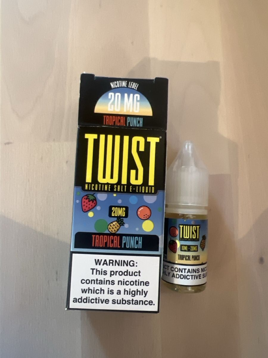 Altri Prodotti per fumatori: Twist E-Liquid – Nuovo e nell'imballaggio originale da Oberembrach venduto da camira12