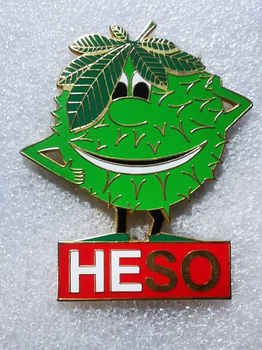 Placchette & Badge: Ansteckpin 124: Heso – Usato da Oppligen venduto da Pin-Fall-Shop