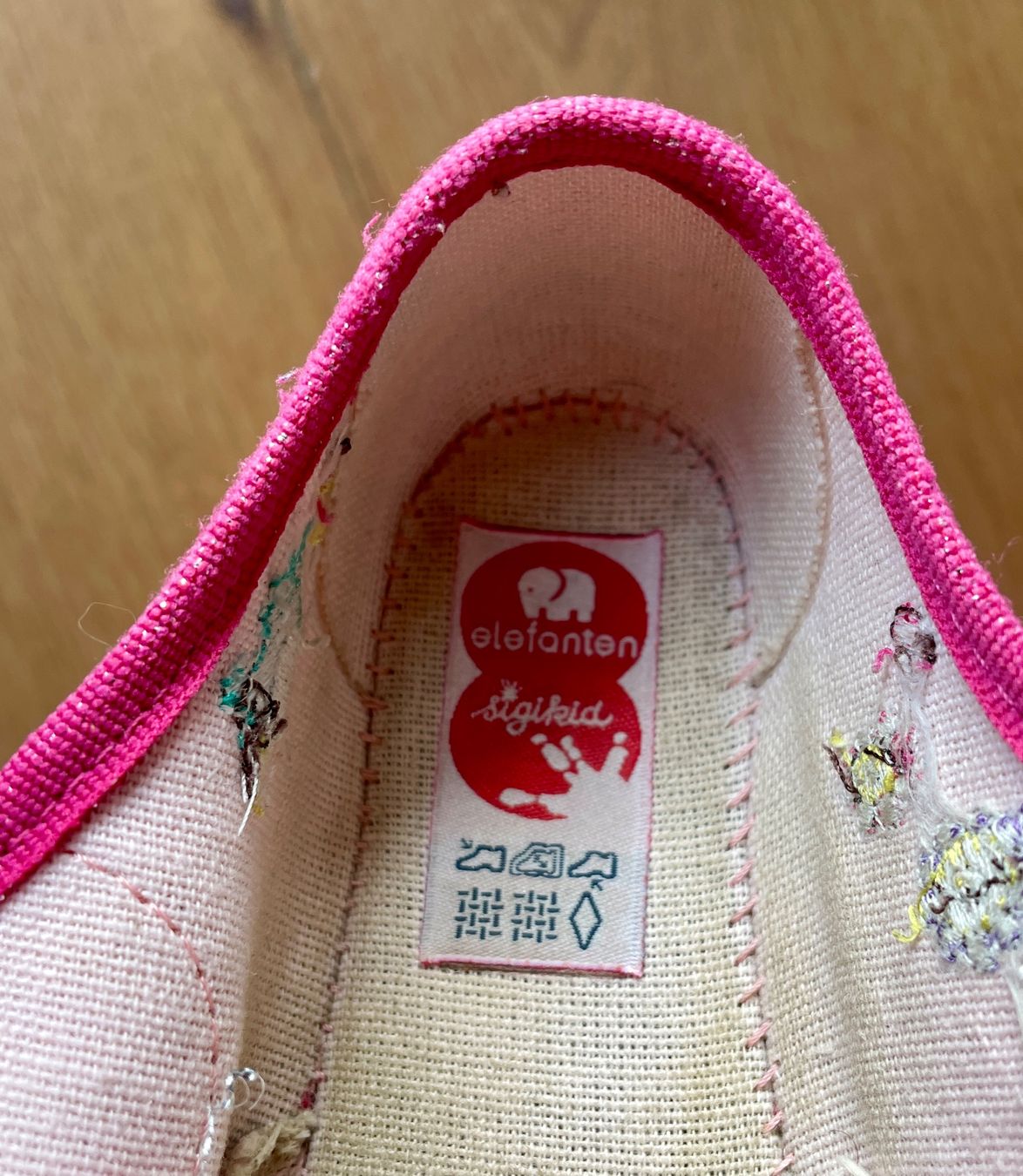 Elefanten Scarpe per ragazze: Finken/ Hausschuhe Elefanten rosa, Gr. 24 – Usato da Gümligen venduto da soleil149 6