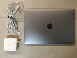 Apple MacBook Pro 13" (2019) – i5 2.4GHz, 8GB RAM, 500GB SSD