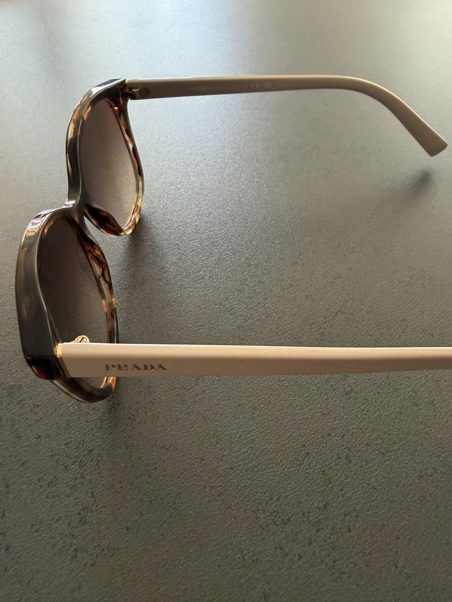 Prada Occhiali & Lenti: Prada Sonnenbrille braun Damen – Nuovo (secondo la descrizione) da Eglisau venduto da pebblebeach 2