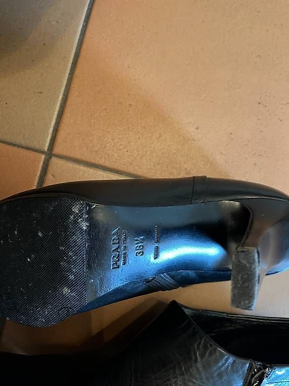 Scarpe da donna: Prada Schuhe Gr. 38 1/2 – Usato da Uttwil venduto da julesonne 1