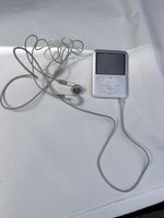 Apple iPod Classic silber mit Kopfhörern guter Zustand