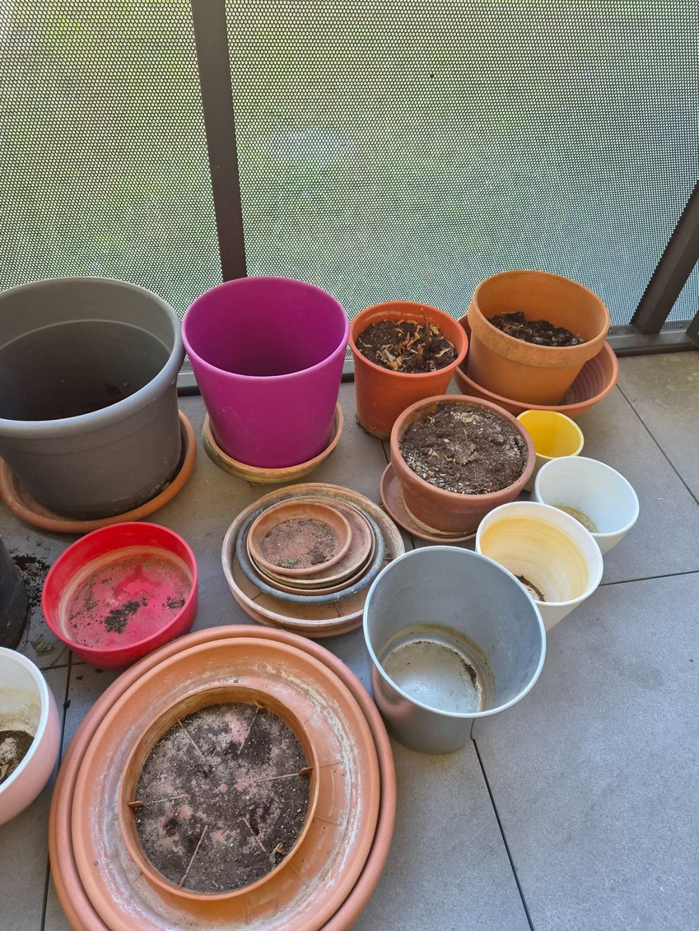 Vasi per fiori: Blumentöpfe diverses Material und Grösse gemischt ab 1.00 – Usato da Zürich venduto da Citalo 4