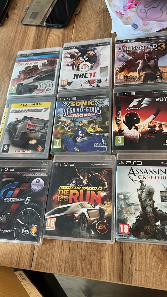 Giochi: PS3 pro Spiel 10 fr – Usato da Wasen im Emmental venduto da hge_6nv9