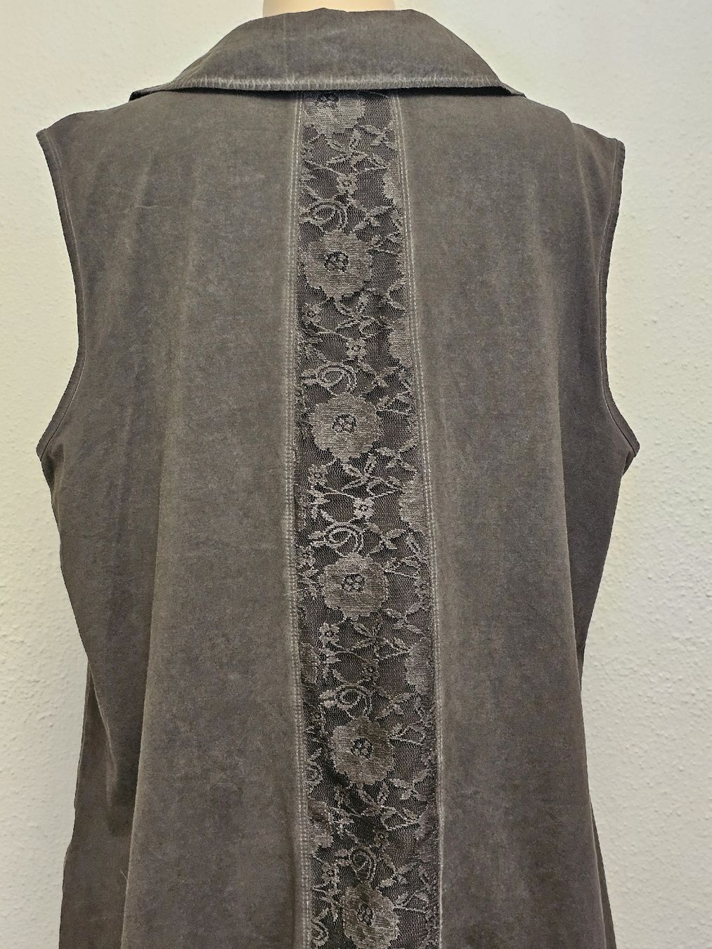 Ulla Popken Gilet & Giacche senza maniche: Ulla Popken Damen Longweste Grau Spitze Gr. 46/48 – Usato da Urdorf venduto da ole_mrp9 4