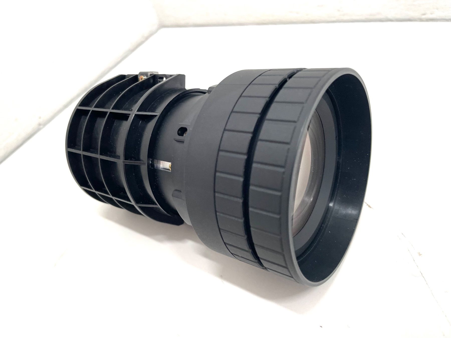Sony Obiettivi: Sony VPLL-ZM102 Long Focus Lense – Usato da Niederdorf venduto da LeptonAG