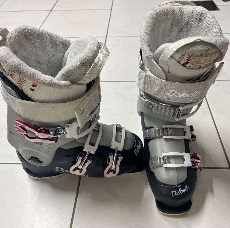 Chaussures hommes: Skischuhe Dalbello Grösse 38 – D'occasion à Fribourg par jes_y6q8 1