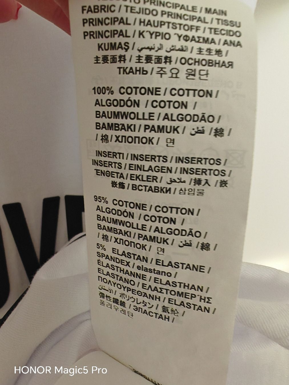 Moschino T-shirt: T-shirt – Nuovo (secondo la descrizione) da Birsfelden venduto da mar_8957 4