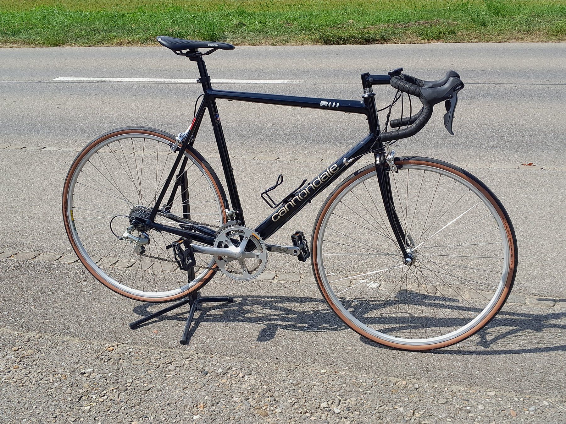 münchen rennrad touren Rennradtouren Raus aus München: Die schönsten Nebenstrecken für Rennradler : Eichelbaum, Björn Bücher EOTech M-949 ANVIS-6/9 Aviator Activity_Enduro Variante:OHNE Motiv (für Kerzen bis 30 cm)