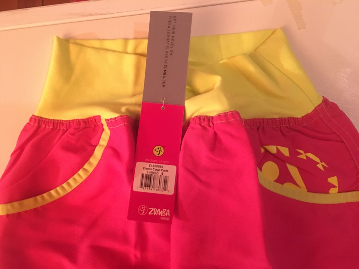 Pantaloni: Zumba Electro Cargo Pants Lollipop wahlweise S oder M – Nuovo e nell'imballaggio originale da Le Grand-Saconnex venduto da christianbmarx 3