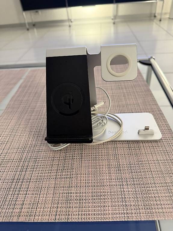 Ladegeräte: Qi Wireless Charger Ladegerät Apple Produkte – Gebraucht aus Innerberg von shopp
