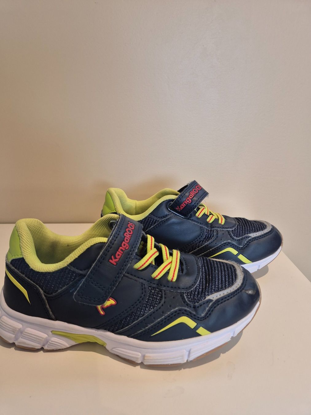 Scarpe per ragazzi: Kangaroos Kinderschuhe, blau,  Grösse 32 – Usato da Dietikon venduto da grafad 1