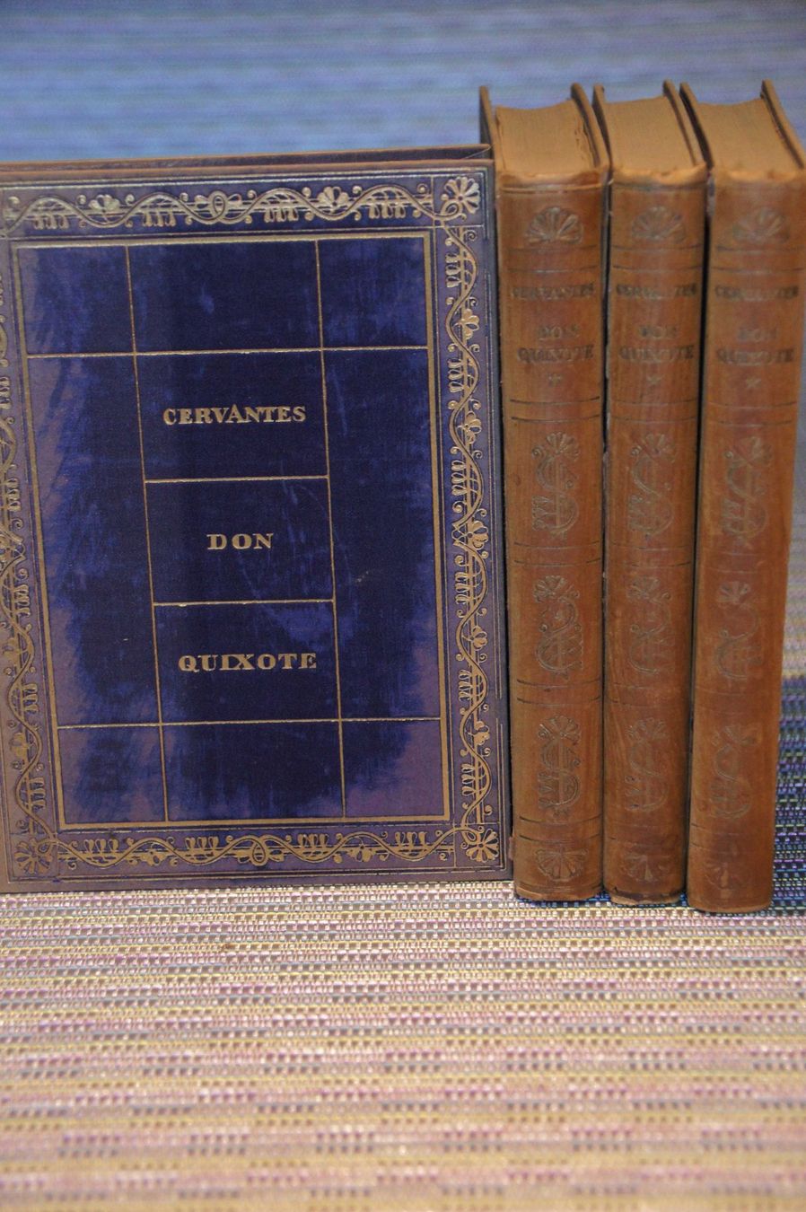 Libri: Cervantes Don Quixote Eigenbrödler Verlag ca 1920 in 4 Bd. – Usato da Zürich venduto da wilden