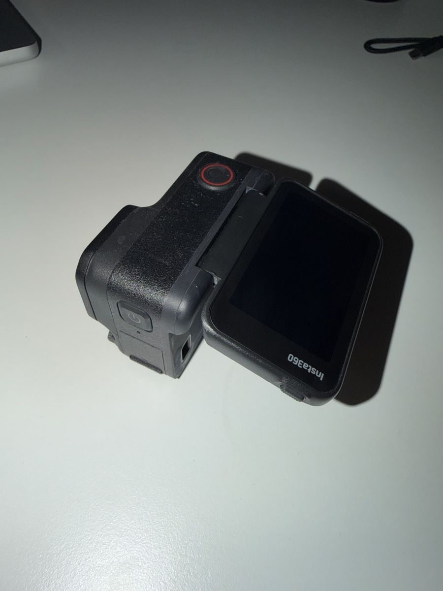 Insta360 Action Cam: Insta 360 Ace Pro 2 + 1 TB microSD + extra batterie – Neu (gemäss Beschreibung) aus Basel von raphaell 5