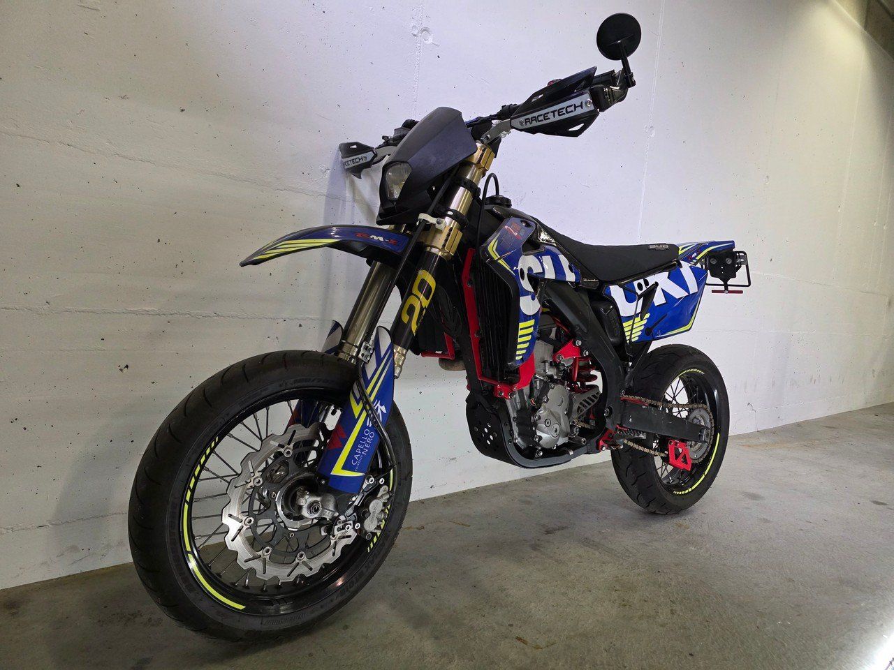 Strada: Valenti Racing VR RMZ 450 – Usato da gretzenbach venduto da driftperformance 3