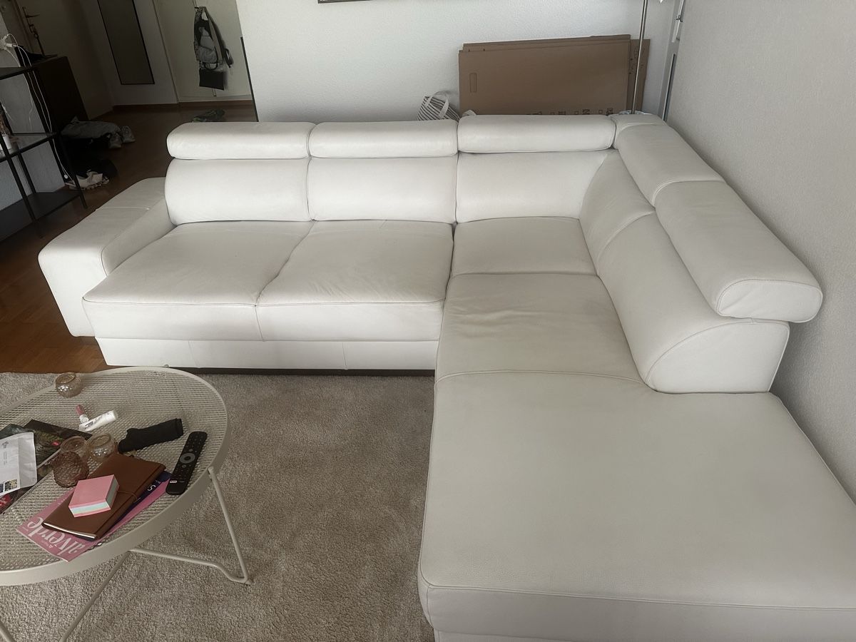 Sofas: Weisses Ecksofa aus Leder, guter Zustand – Gebraucht aus Zürich von Limpido