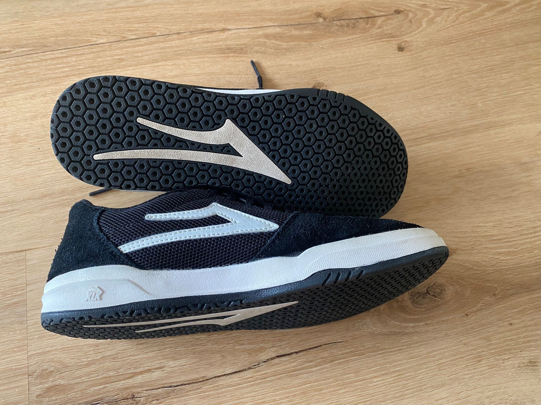 Lakai Schuhe für Jungen: Schuhe – Gebraucht aus Dällikon von jambod 1