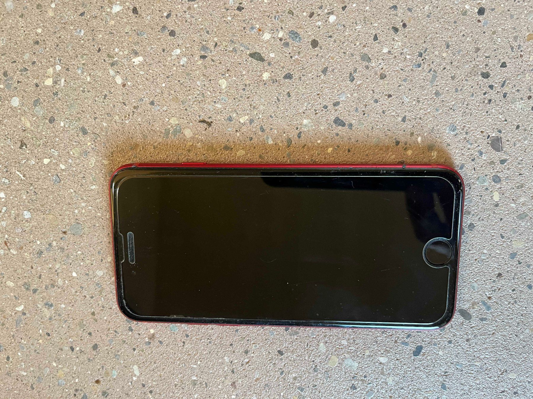 Apple Portables: iPhone SE 2020 64GB rot – D'occasion à Zumikon par Krischan2