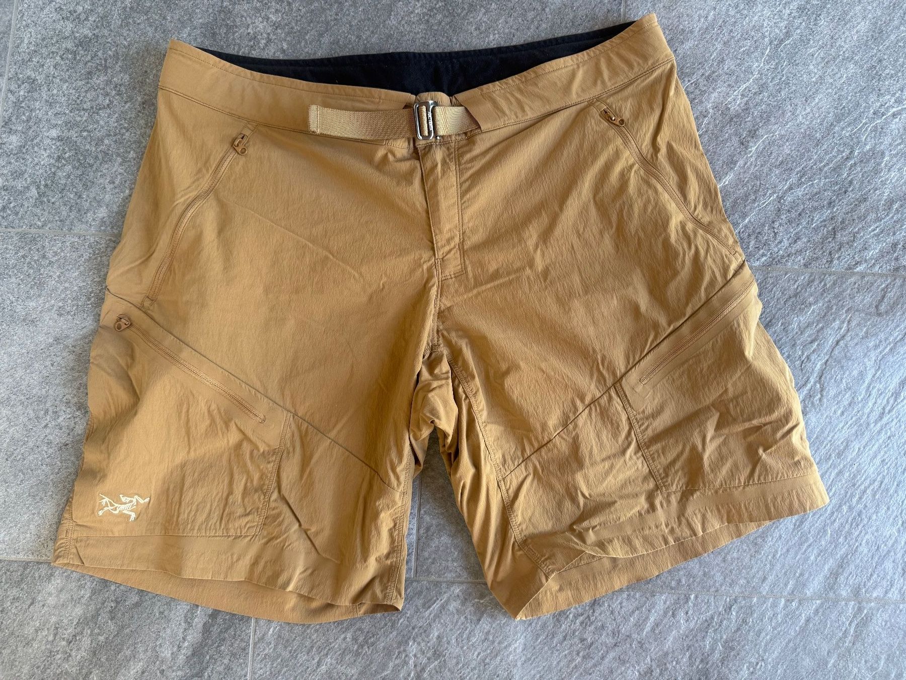 Arcteryx Hosen: ARCTERYX Shorts – Gebraucht aus Wilderswil von floh1969