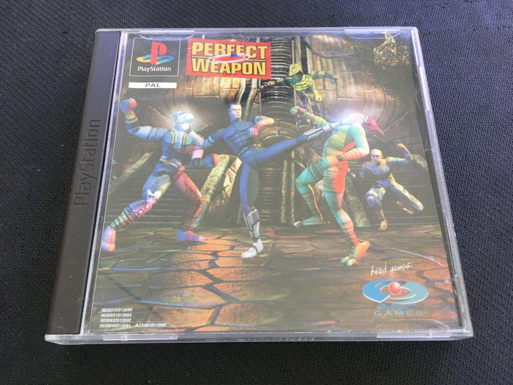 Sony Giochi: Perfect Weapon - Playstation 1 / PS1 – Usato da St.Gallen venduto da Punktchen01