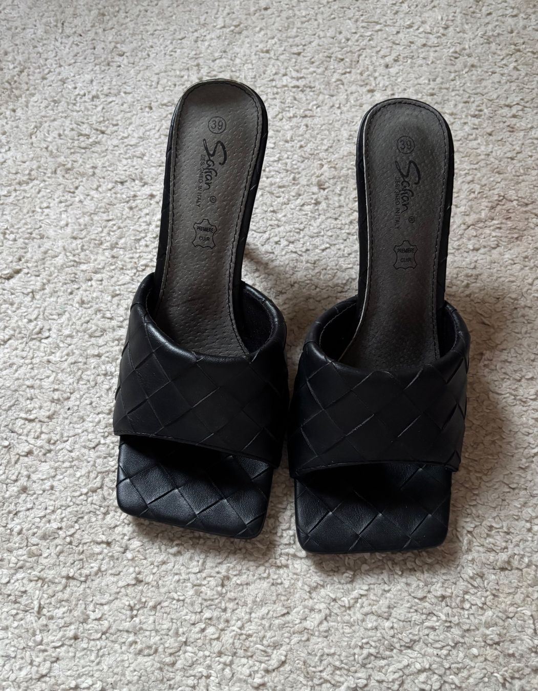 Scarpe da donna: Pumps High Heels Sandalen Gr.38 – Usato da Winterthur venduto da Bilure