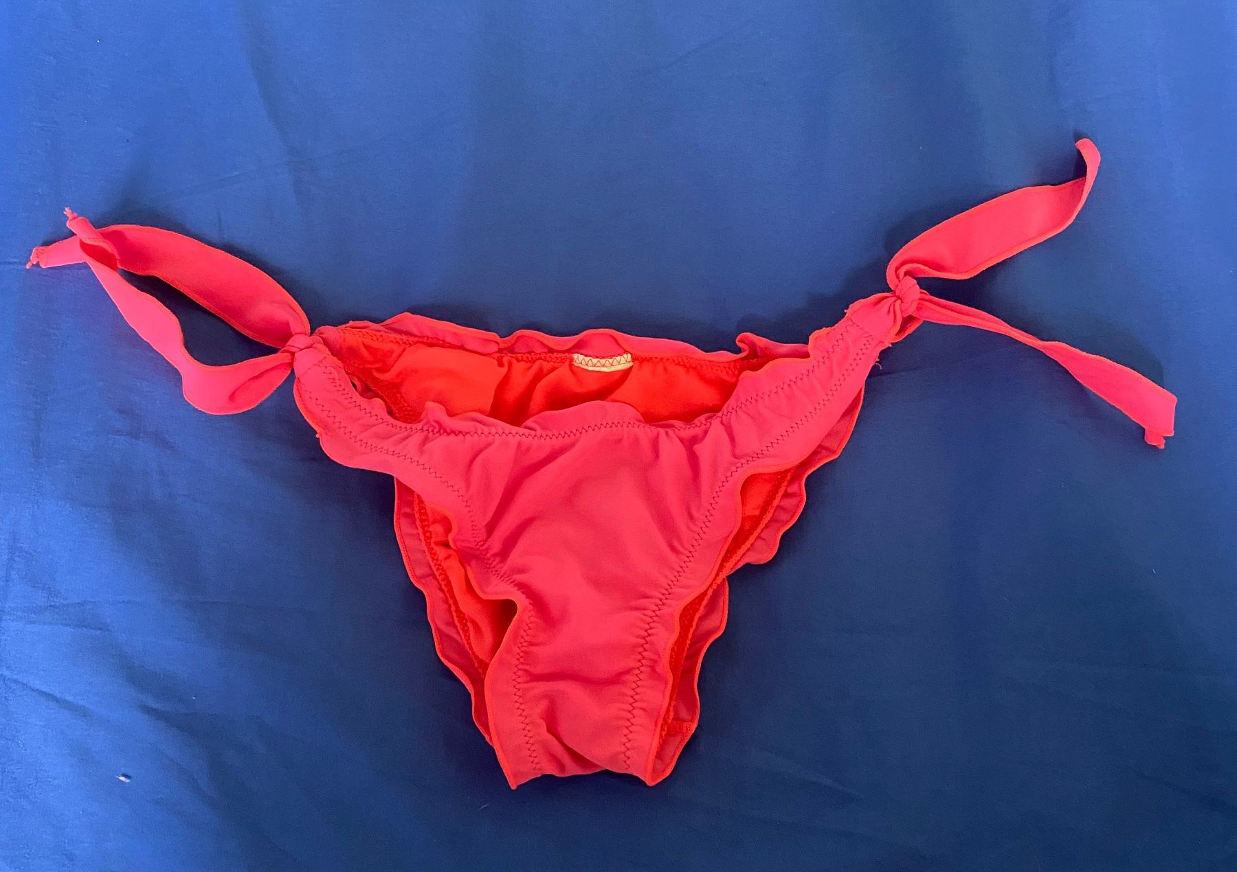 Badekleider & Bikinis: Bikiniunterteil pink XS – Gebraucht aus Altendorf von Ga04