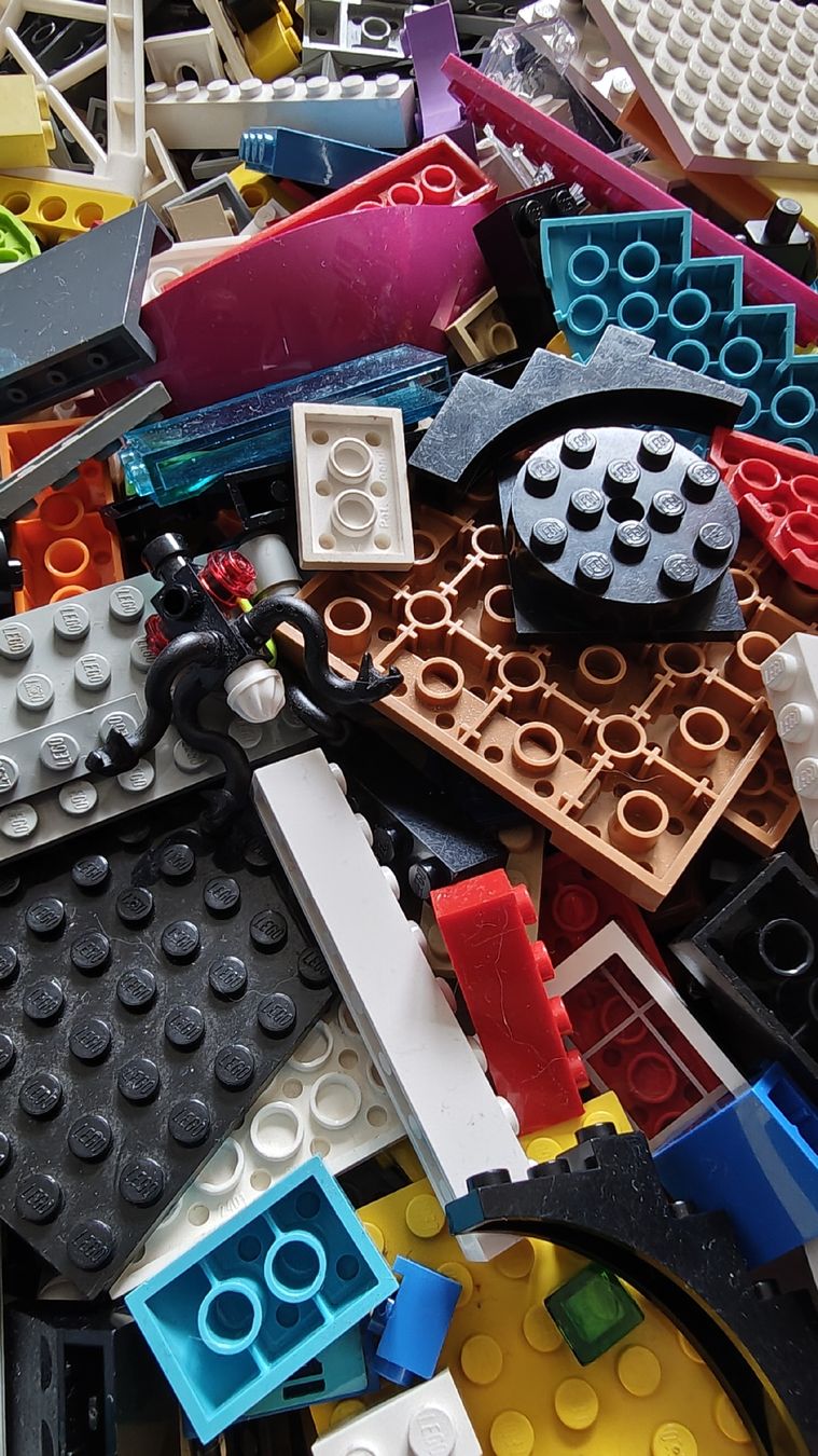 Lego Spielzeuge: Lego "Schrott" ca 3,4 Kilo – Gebraucht aus Effretikon von Superkarin7 5