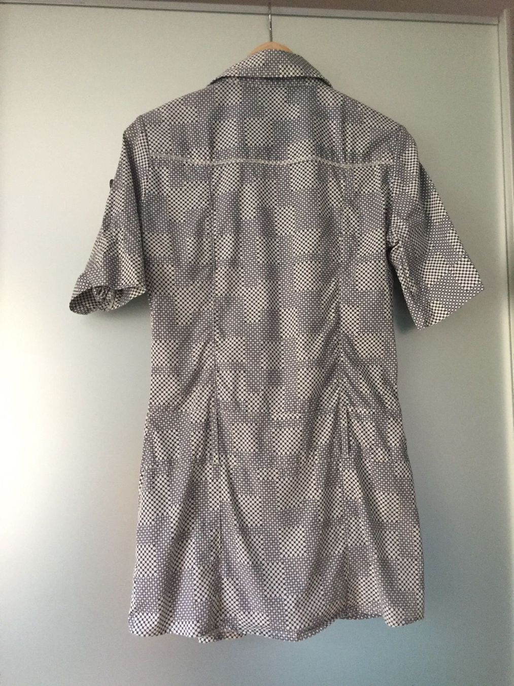 Vero Moda Kleider: Bluse Kleid von Vero Moda, Grösse S-M – Gebraucht aus Zürich von hulahup 2