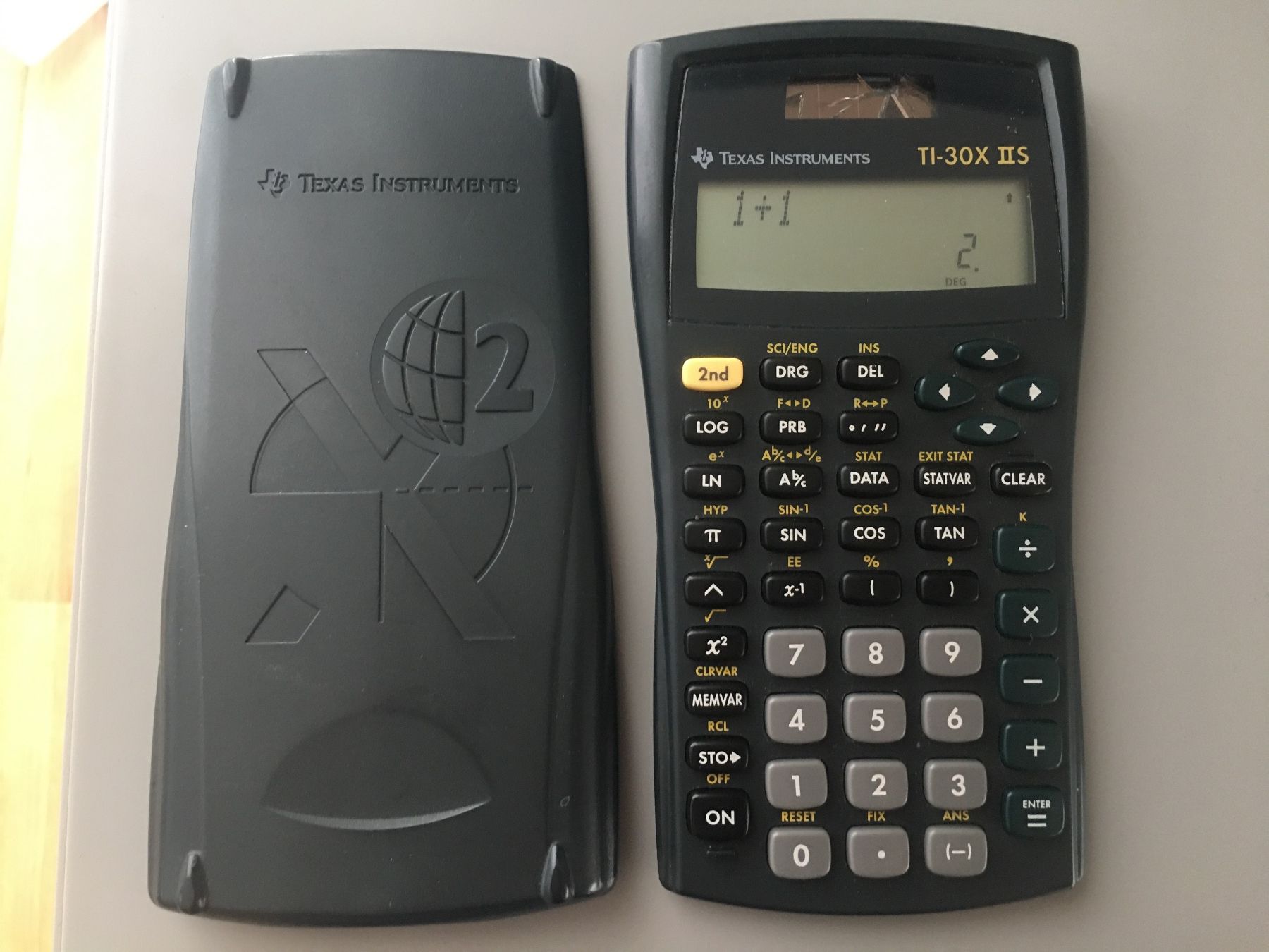 Texas Instruments Taschenrechner: Texas Instruments Taschenrechner TI-30X IIS – Gebraucht aus Suhr von mar_6lb7