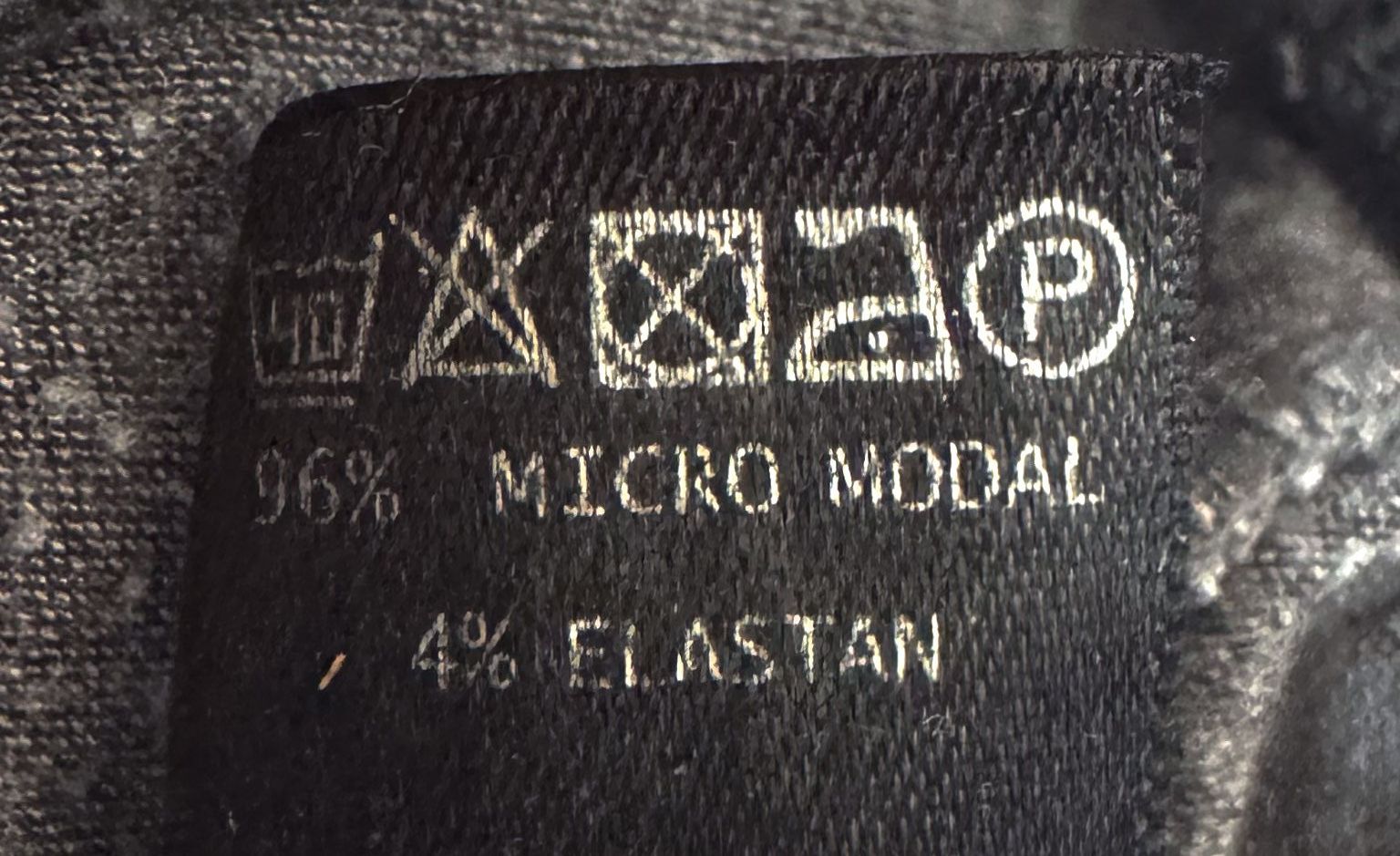 Calida Negligees & Pigiami: Nachthemd Calida Damen Micro Modal Grösse S – Usato da Biel/Bienne venduto da tim_pww5 8