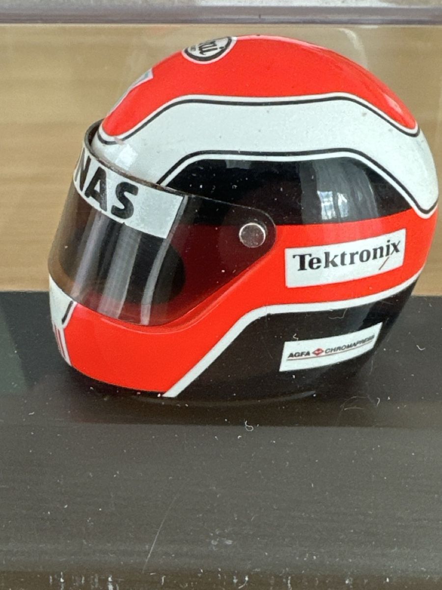 Minichamps Modellbausätze & Standmodelle: Minichamps 1/8 Scale Miniature Helmet - Johnny Herbert  – Neu (gemäss Beschreibung) aus Sennwald von HARO-Import 1