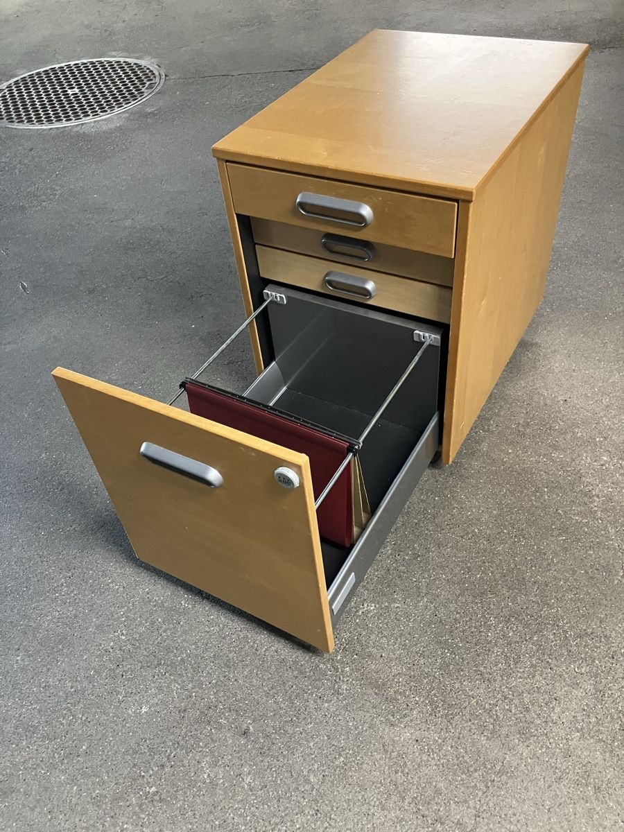 Ikea Korpus: Büromöbel 3 Schubladen mit Rollen – Gebraucht aus Taegerwilen von Ringuchan 3