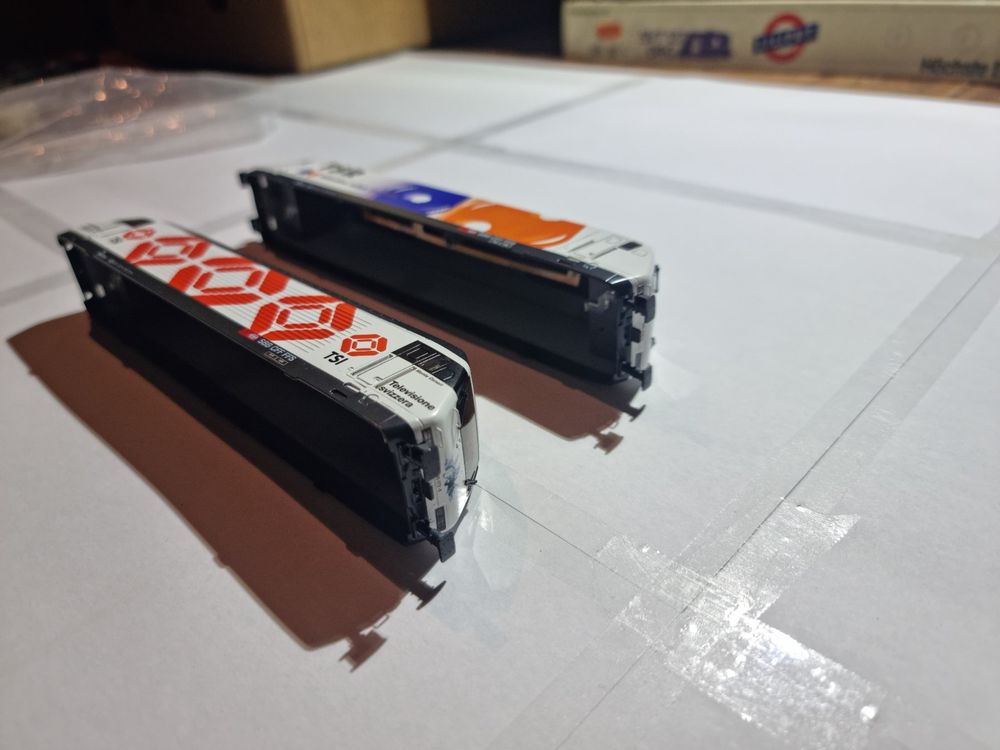 HIGH FLYING Lot De 2 Coques Décoratives En ABS Chromé Pour Feux De