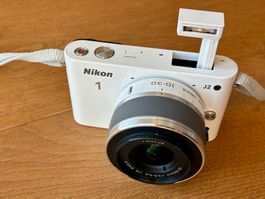 Nikon 1 J2 Set mit 2 Objektiven und Zubehör