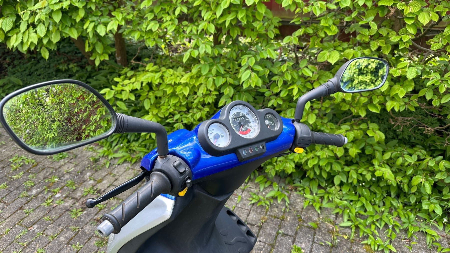 Peugeot Scooters: Peugeot Speedfight 2 LC – Defekt aus Steinhausen von  4