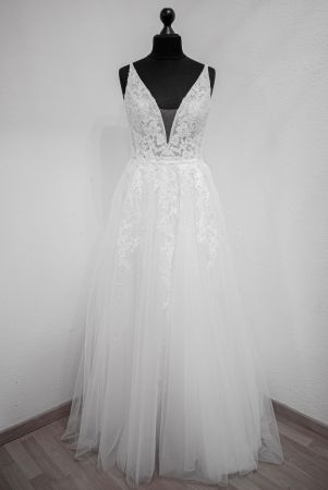 Ungetragendes Hochzeit
