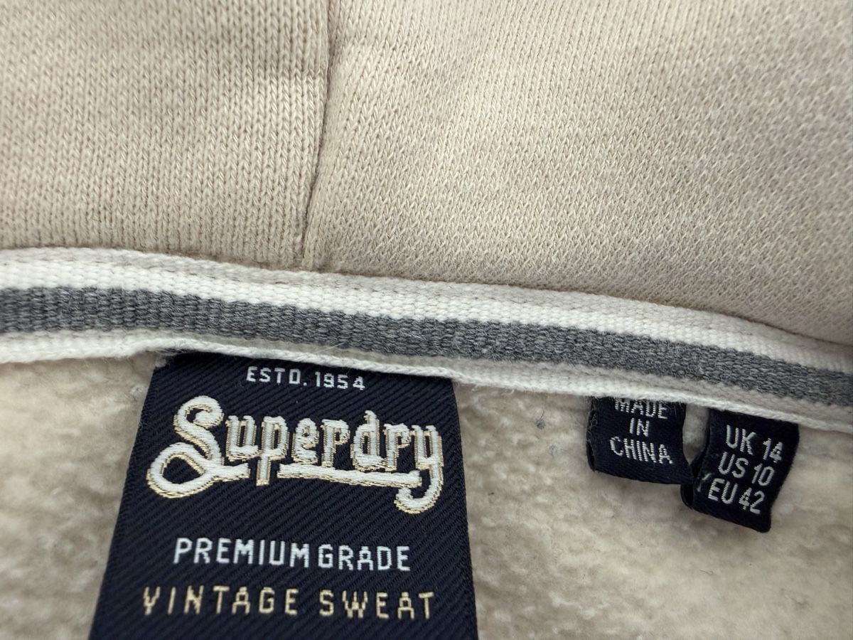 Superdry Pullover & Sweatshirts: Superdry Hoodie Beige Gr. 42 – Gebraucht aus Breitenbach von tinkerbell25 1