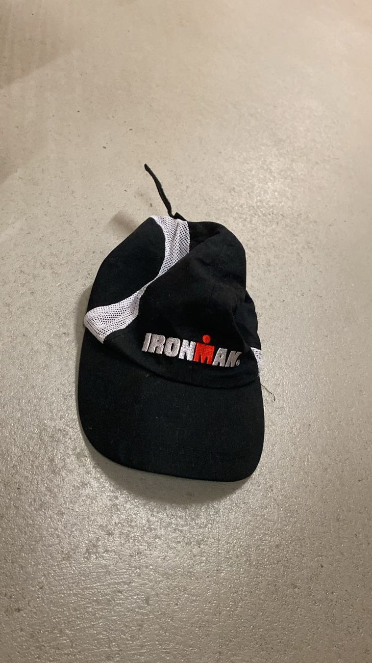 Hüte, Mützen & Caps: Ironman Cap schwarz – Gebraucht aus Zürich von drummergirl98