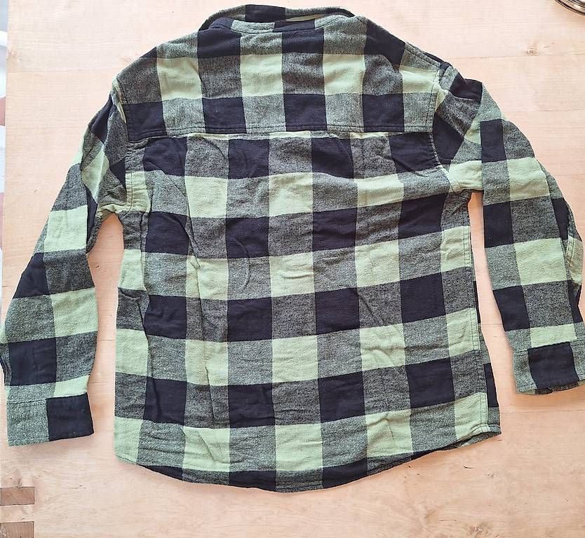 Camicie, T-shirt & Polo: Zara Hemd Gr 140 – Usato da Seewis-Dorf venduto da GAGAGAGSGAGA 1