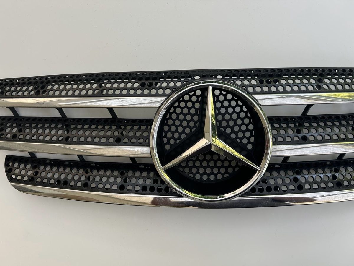 Mercedes-Benz Tutti pezzi di ricambio auto: Calandre avant Mercedes-Benz ML 2001 – Nuovo (secondo la descrizione) da Genève venduto da asi_r7hk