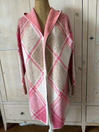 Strickmantel in super Farben neu Gr.M🌸🌺