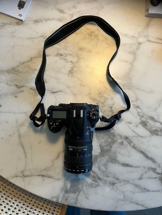Nikon Fotocamera: Nikon D7000 Kamera mit Zubehör Set – Usato da Berneck venduto da Stegi1 1