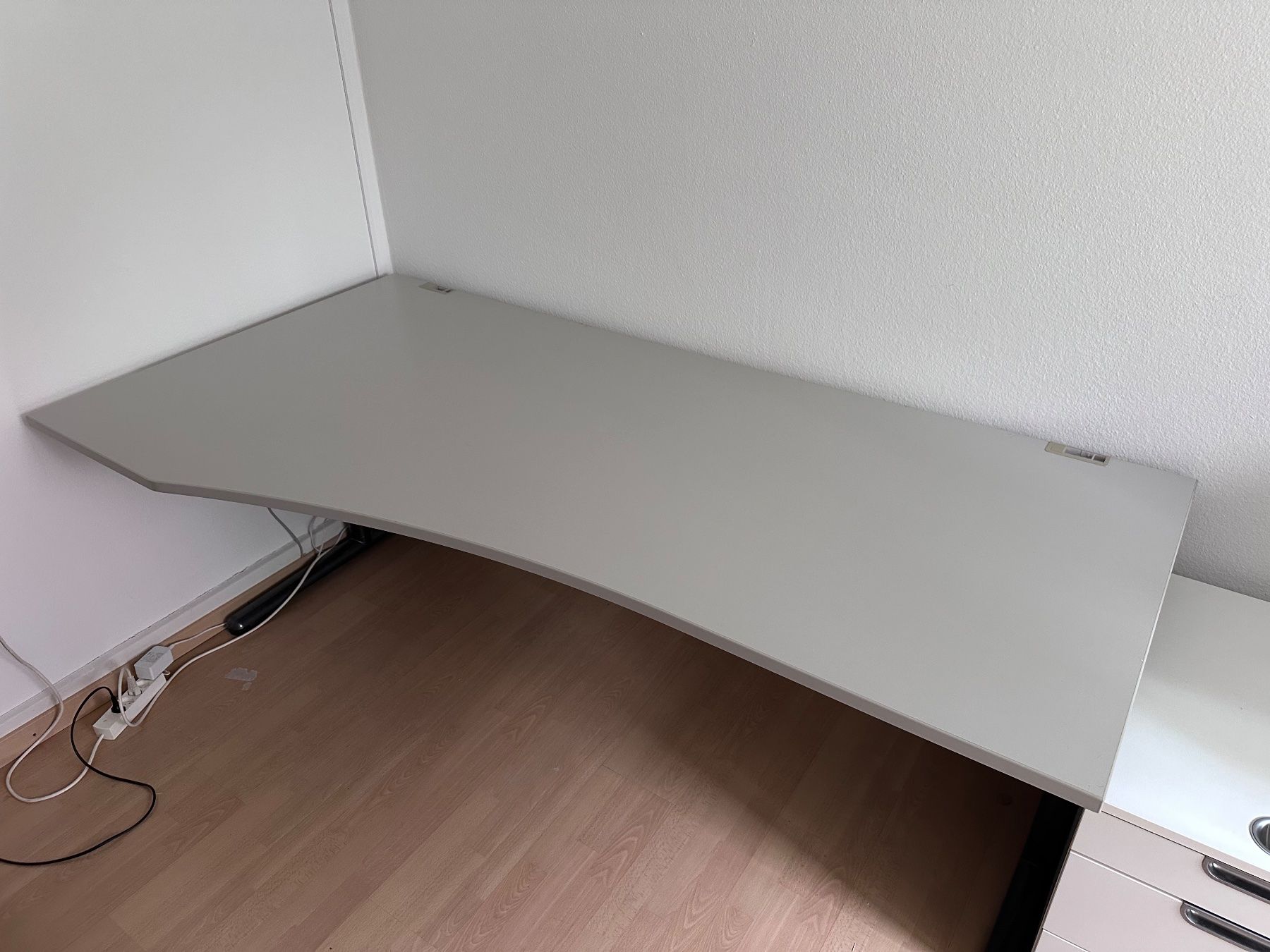 Scrivanie: Bürotisch massiv – Usato da Brütten venduto da depas 3