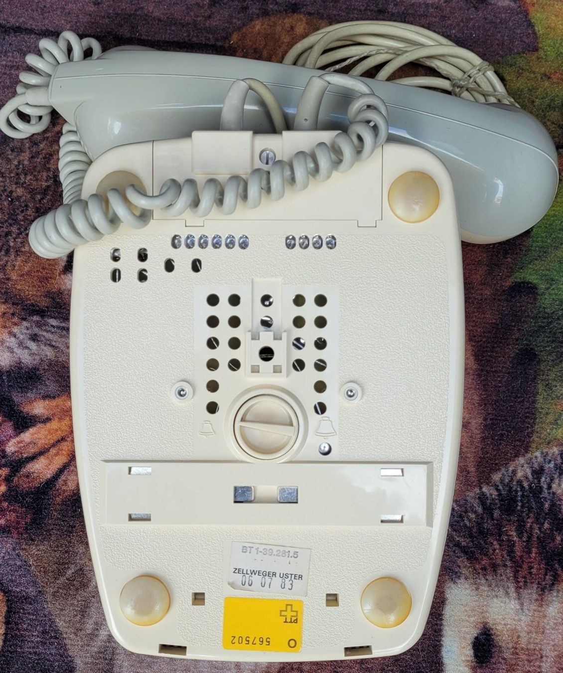 Swisscom Telefoni: Altes Telefon 1983 – Usato da Thun venduto da Engel114 2