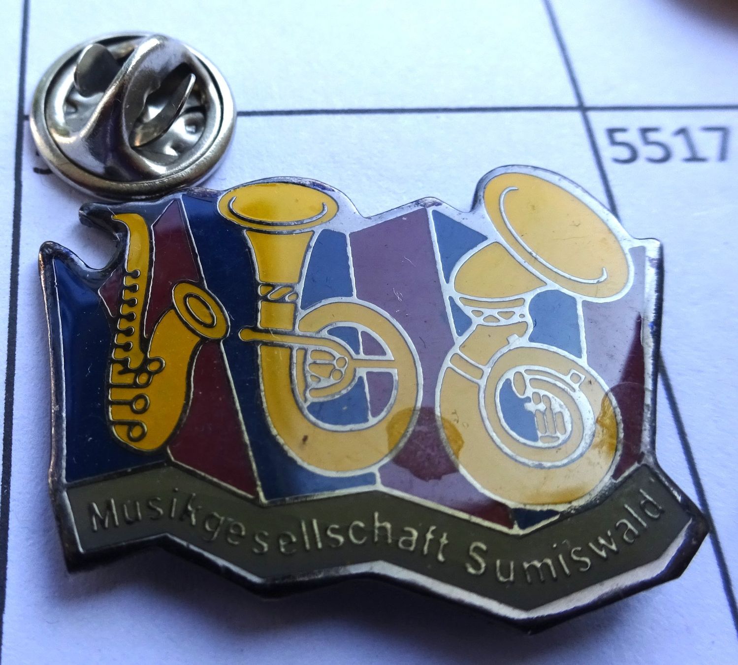 Plaquettes & Badges: Pin  Musikgesellschaft SUMISWALD – D'occasion à Utzenstorf par BUtter81