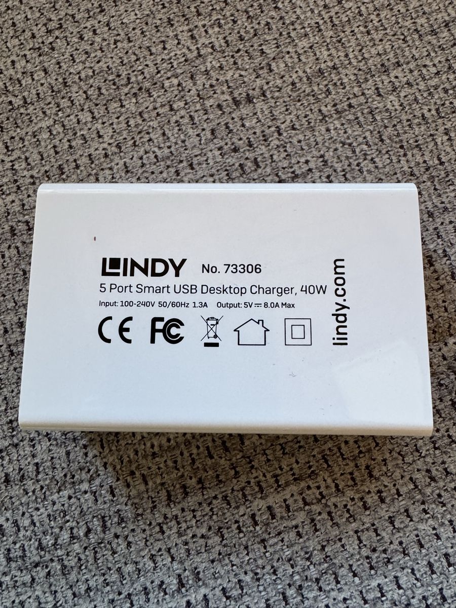 PC: USB Smart Port / Desktop Charger 40W – Nuovo e nell'imballaggio originale da Ebnat-Kappel venduto da Rem087 2